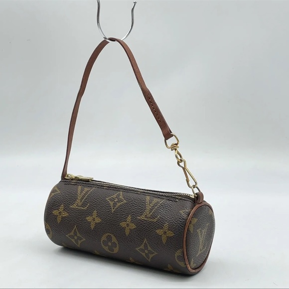 Louis Vuitton Papillon Pouch - Picture 2 of 5